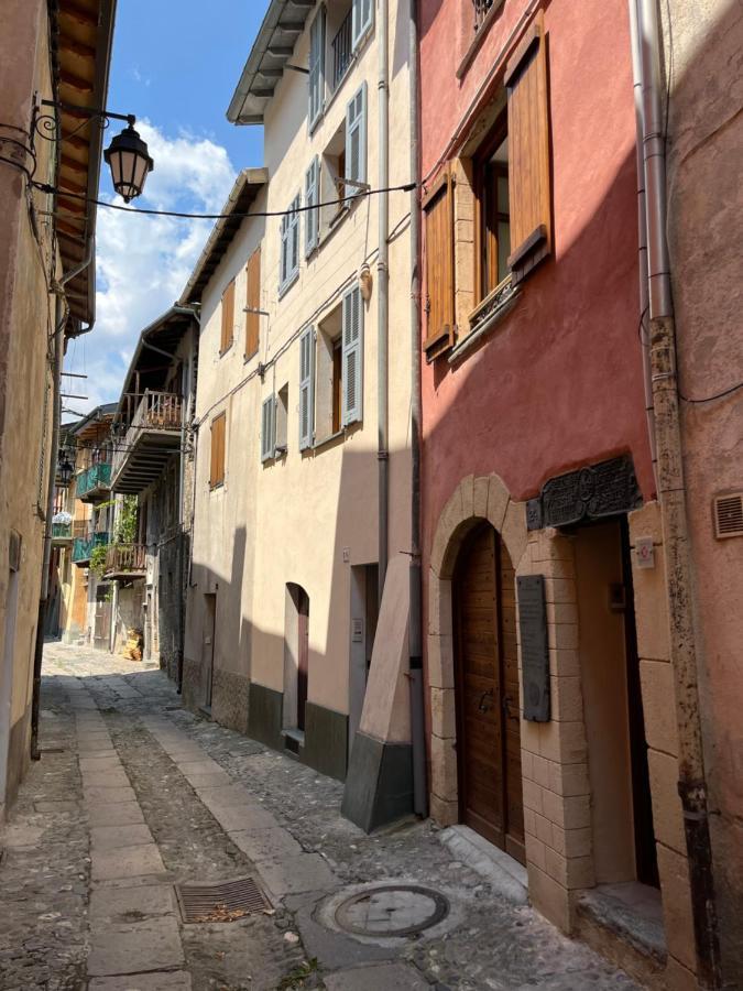 Suite "Chalet" Dans Maison De Village La Brigue المظهر الخارجي الصورة